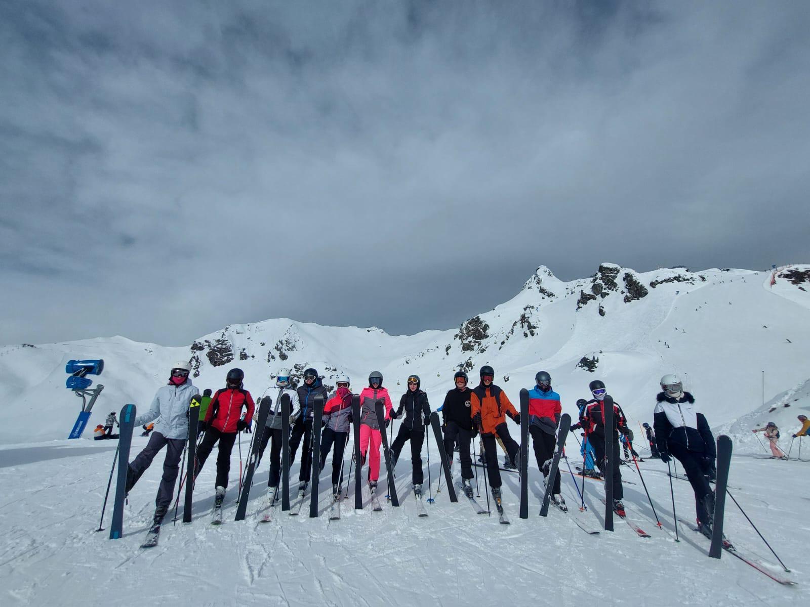 Schifoan Is Des Leiwandste übersetzung „Weil Schifoan is des Leiwaundste“ – Tourismusschulen Bad Leonfelden